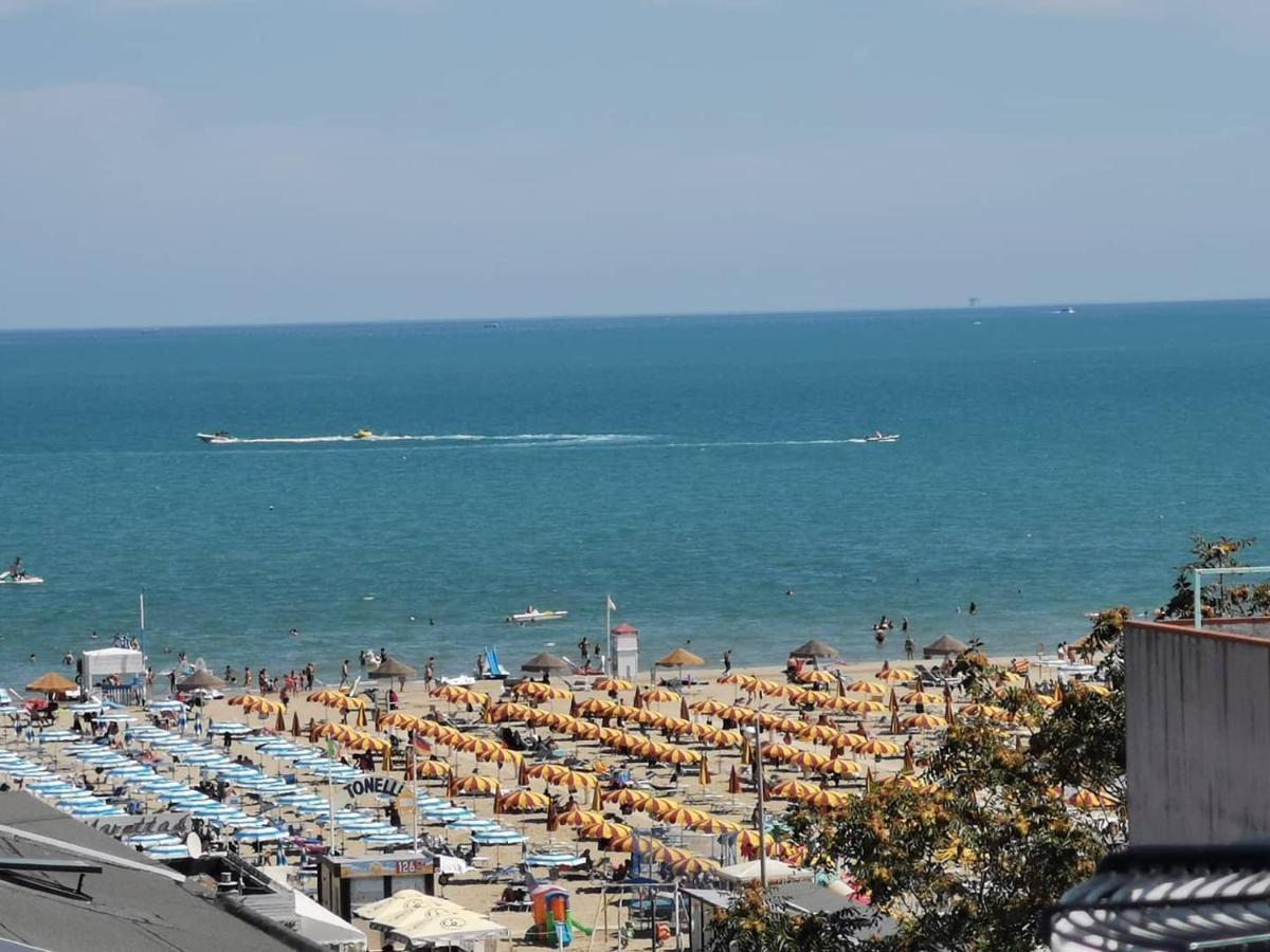 B&B Primrose Residence Hotel Rimini Kültér fotó