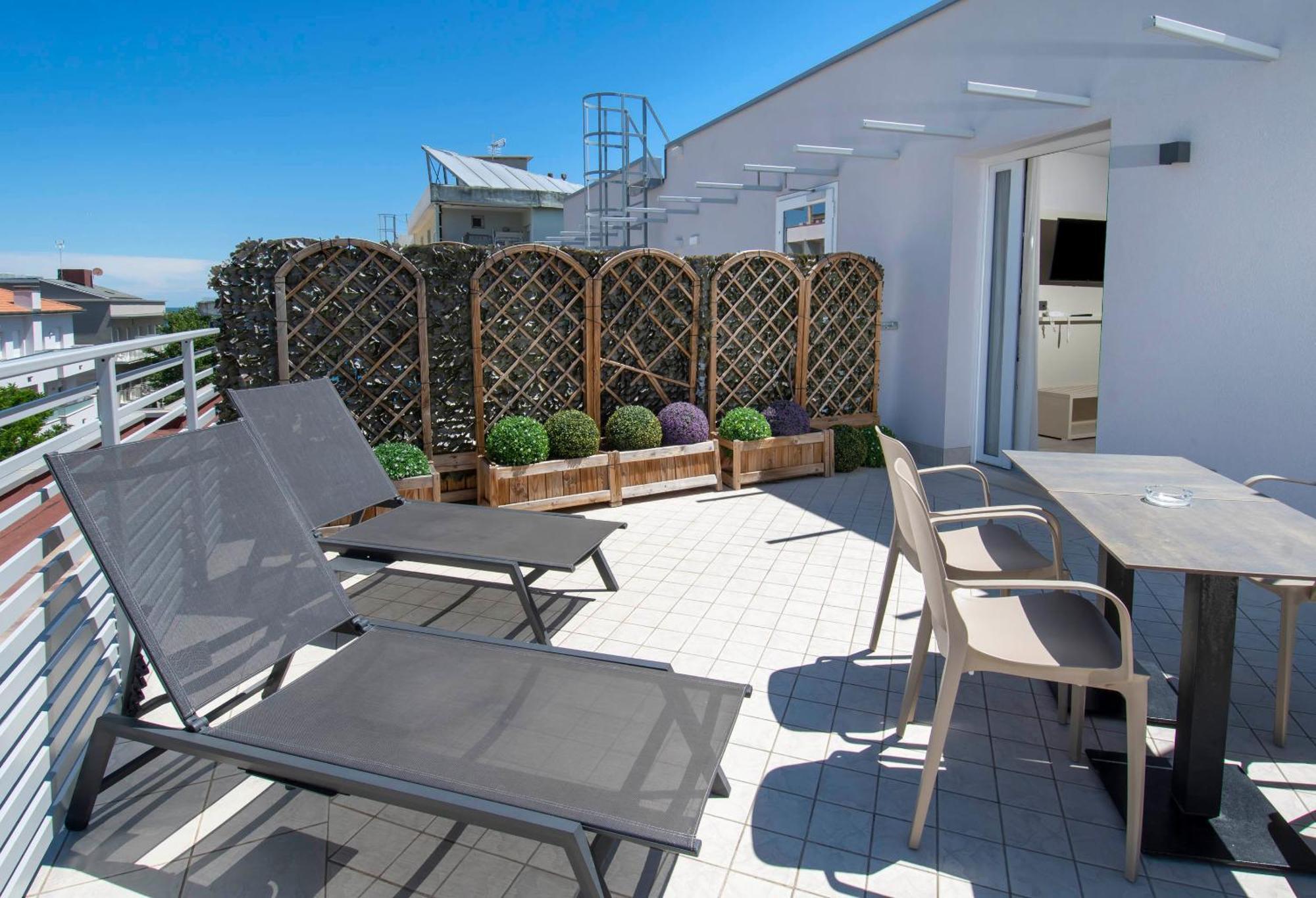 B&B Primrose Residence Hotel Rimini Kültér fotó