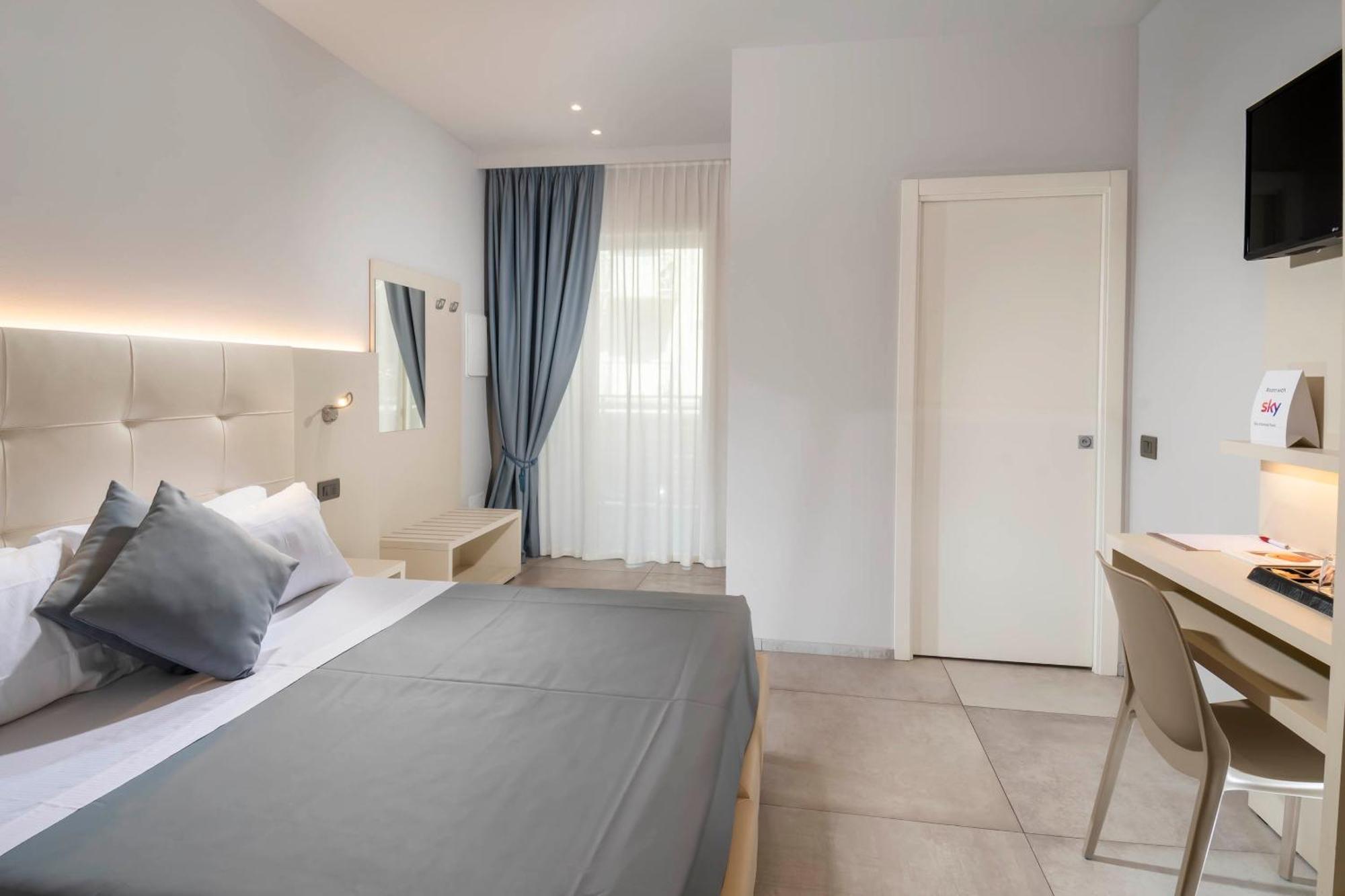 B&B Primrose Residence Hotel Rimini Kültér fotó